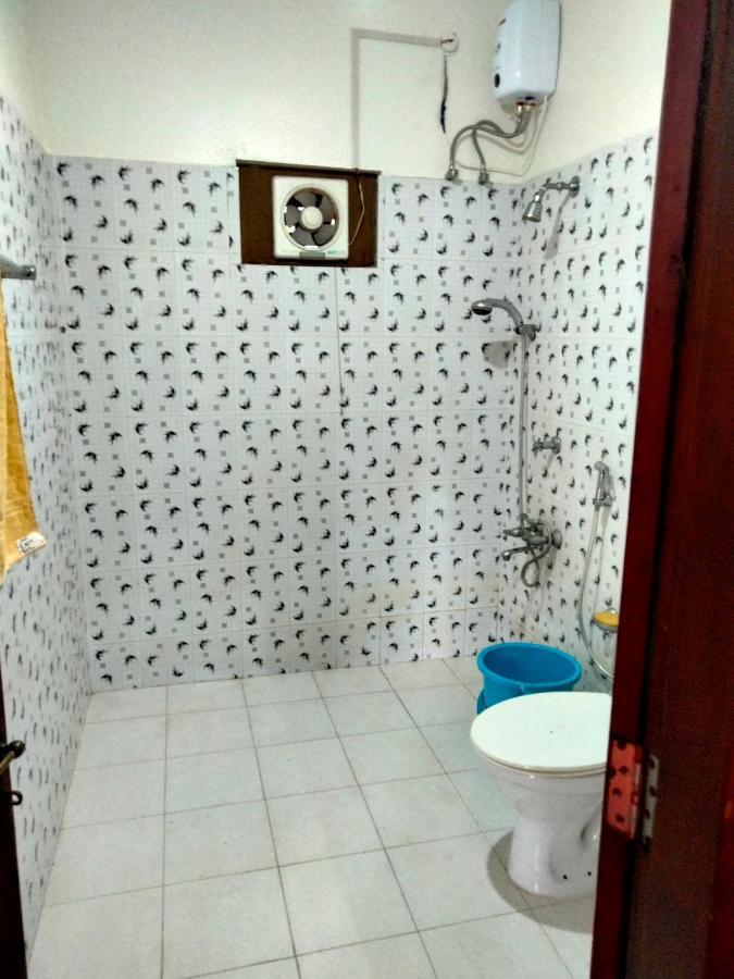 Canalview Private Cottage Azhikkal Ayiram Thengu Panmana Eksteriør billede